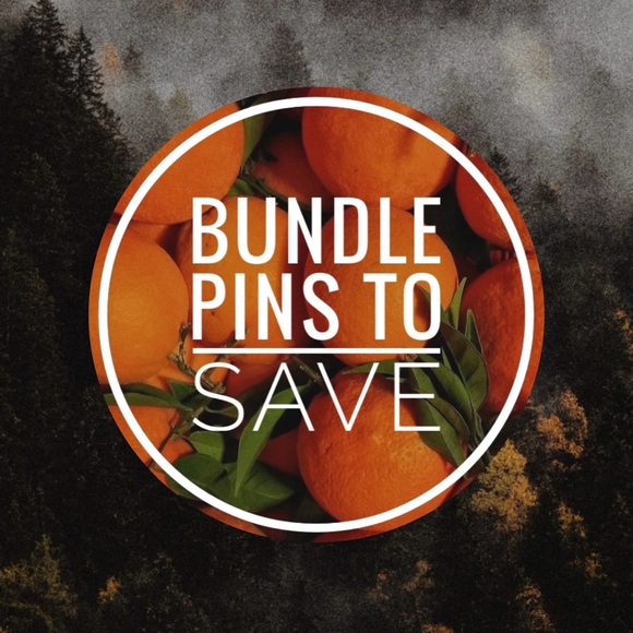 Knit Fast Enamel Pin - Picture 5 of 5